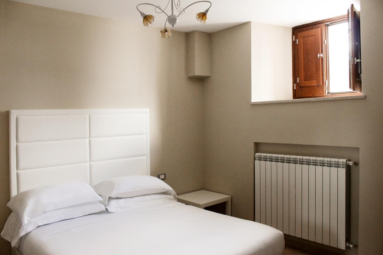 Lhp Suite Rivisondoli Exterior photo